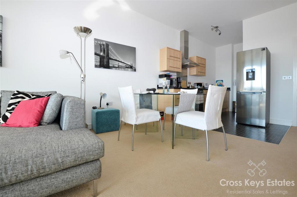 Sitting/Dining Room