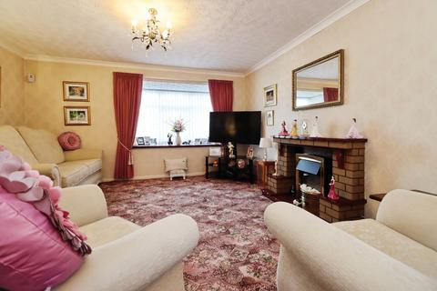 3 bedroom detached house for sale, Caughley Close, Broseley TF12