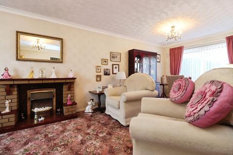 3 bedroom detached house for sale, Caughley Close, Broseley TF12