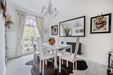 undefined, Cadugan Place,  Reading,  Berkshire,  RG1,  RG1