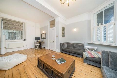 2 bedroom flat for sale, University Mansions, London SW15