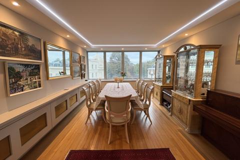 4 bedroom apartment for sale, Park Road, Regent’s Park, London, NW1