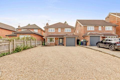 4 bedroom detached house for sale, Berwick Road, Marlow, Buckinghamshire, SL7 3AS