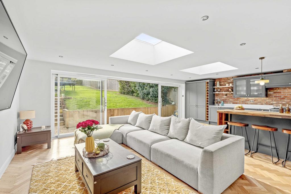 67 Berwick Road, SL7 3 AS (LOW RES)-17