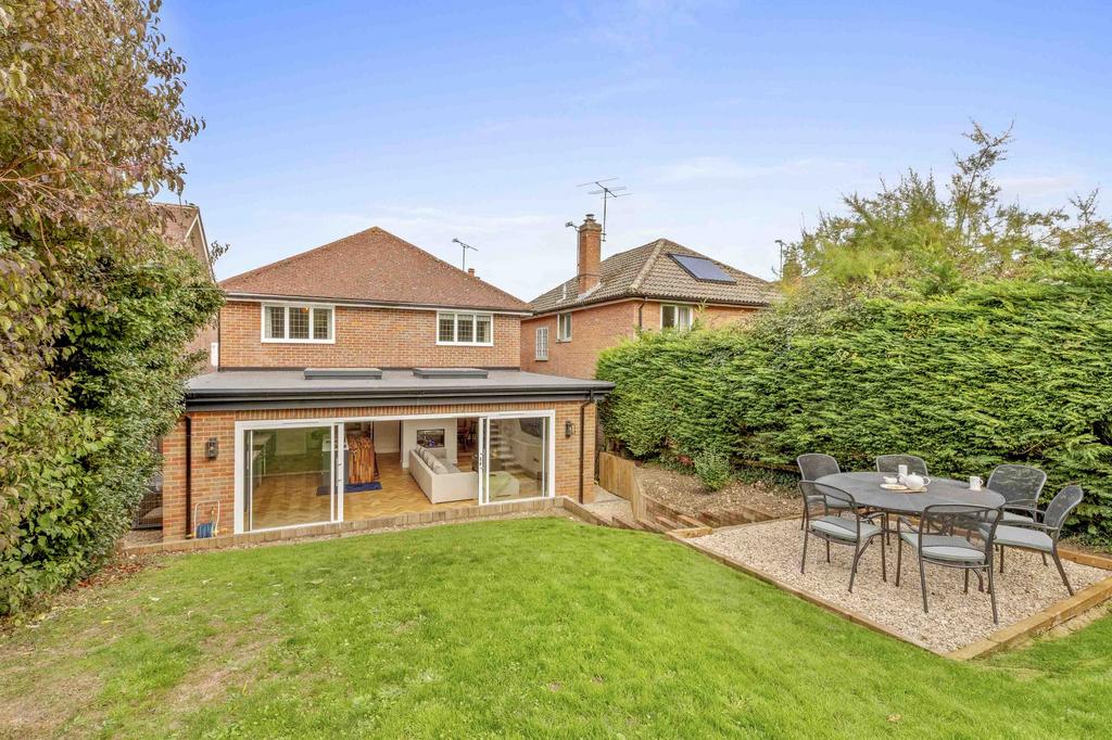 67 Berwick Road, SL7 3 AS (LOW RES)-23