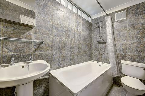 undefined, Avalon Close, Enfield EN2