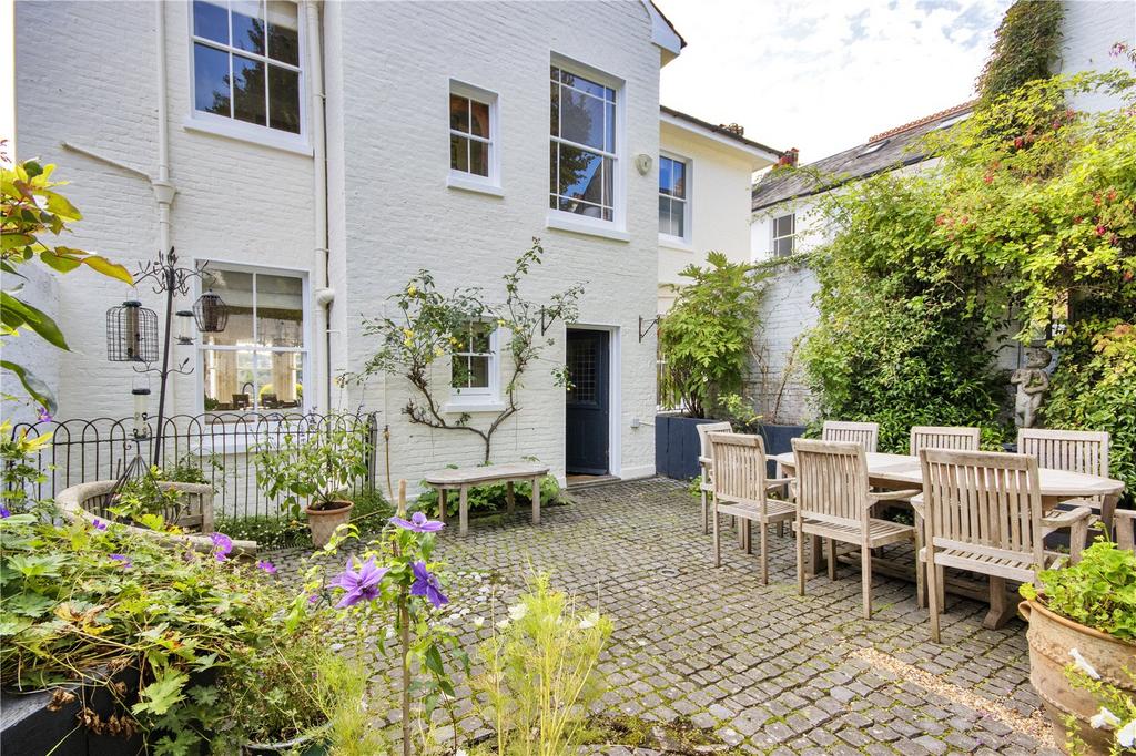 Rear Patio/Terrace
