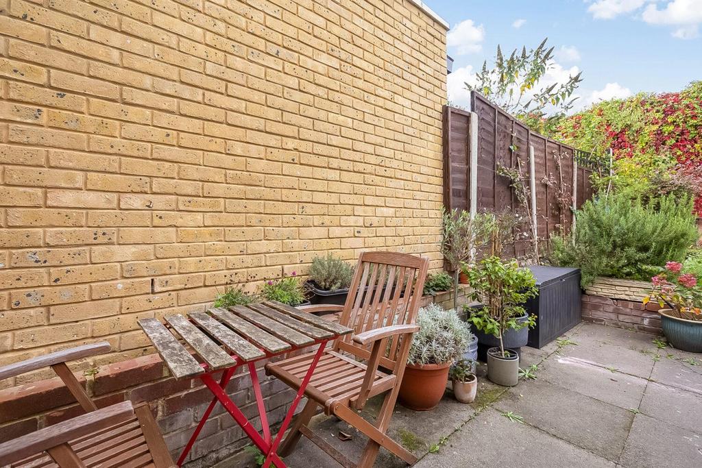 R2 A0517-1-1500x1000.jpg