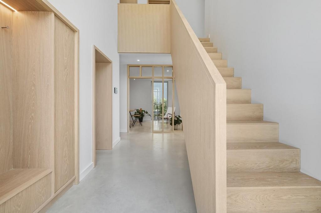 Halfyard Barn Entrance Hall