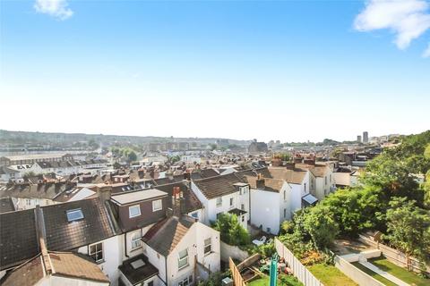 1 bedroom flat to rent, Roundhill Crescent, East Sussex BN2