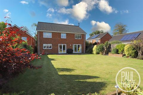 5 bedroom detached house for sale, Harrier Drive, Oulton Broad, NR33