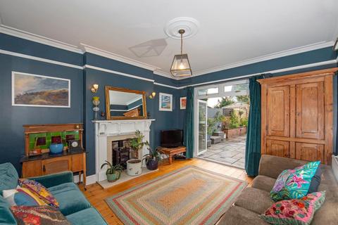 5 bedroom detached house for sale, 8 Brynfield Road, Langland, Swansea