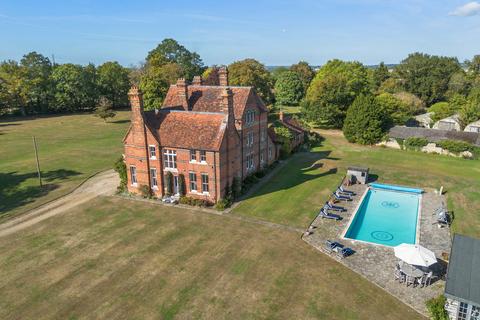 6 bedroom detached house for sale, Sabines Road, Brentwood RM4