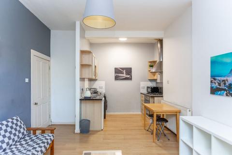 undefined, 10/3 Newton Street, Edinburgh EH11 1TF