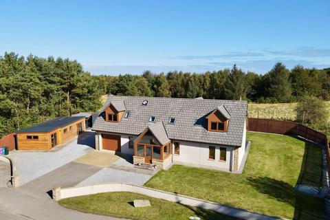 4 bedroom detached house for sale, 2 Fairway Gardens, Kinloss, Forres, IV36 2UA