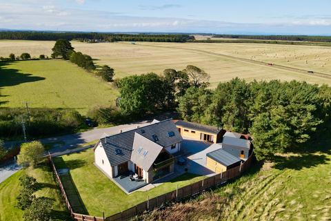 4 bedroom detached house for sale, 2 Fairway Gardens, Kinloss, Forres, IV36 2UA