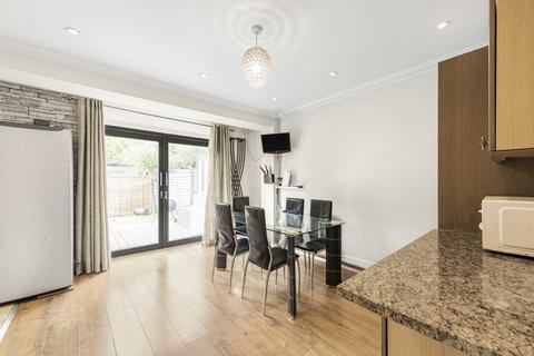 89 Conway Crescent, Perivale, Greenford, UB6 8JA