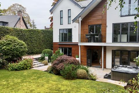 undefined, Prestbury, SK10