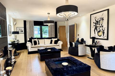 undefined, Prestbury, SK10