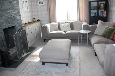 undefined, Elms Avenue, Alfreton, Derbyshire. DE55 7FB