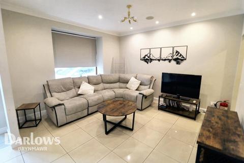 3 bedroom end of terrace house for sale, Church Street, Tredegar