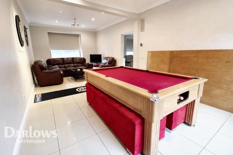 3 bedroom end of terrace house for sale, Church Street, Tredegar