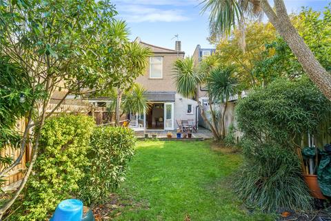 4 bedroom semi-detached house for sale, Nimrod Road, Furzedown, SW16