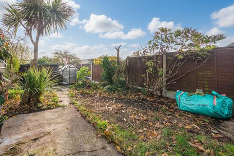undefined, Hambro Close, Rayleigh SS6