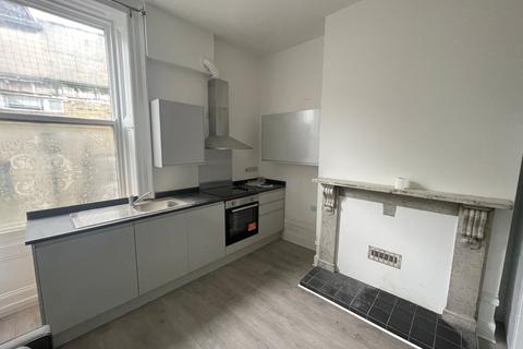 1 bedroom apartment to rent, Market Walk, Huddersfield, HD1