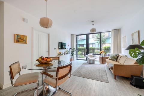 15 Bundocks Walk, London, E3 2EA