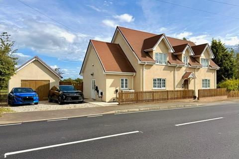 undefined, Wood Lane, Hinstock