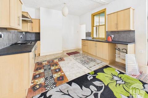 5 bedroom semi-detached house for sale, Woodway Lane, Warwickshire, Coventry, West Midlands, CV2 2EG
