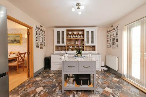 4 bedroom detached house for sale, Quabbs Road, Drybrook GL17