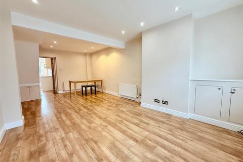 2 bedroom semi-detached house for sale, Greenfield Street, Waltham Abbey