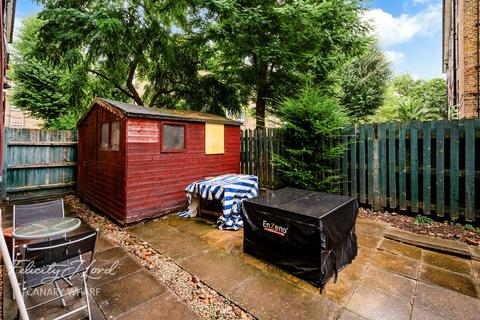 Triton House, Cahir Street, London, E14