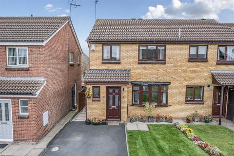 3 bedroom end of terrace house for sale, 7 Mallard Close, Shrewsbury, SY1 4UF