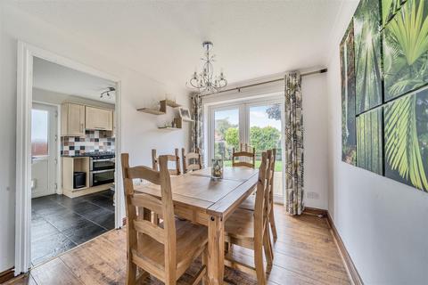 3 bedroom end of terrace house for sale, 7 Mallard Close, Shrewsbury, SY1 4UF