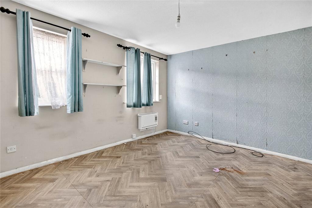 Bedroom/Living Room