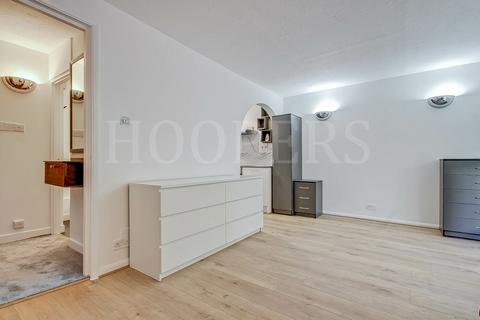 Studio to rent, Harp Island Close, London, NW10