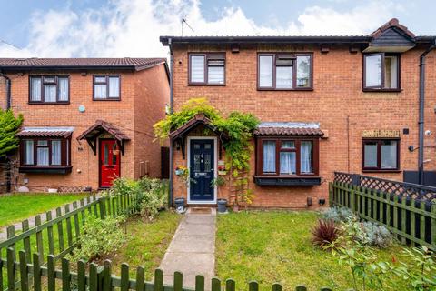 Baird Close, Slough, SL1