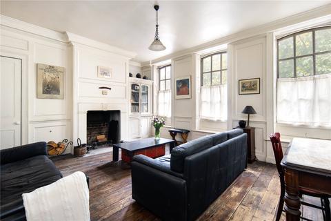 undefined, Mile End Road, Stepney, London, E1