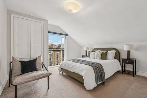 1 bedroom flat for sale, St Stephens Avenue, London W12