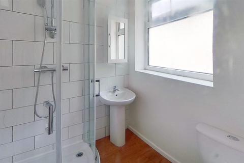 5 bedroom private hall to rent, Telephone Road, Southsea, Portsmouth