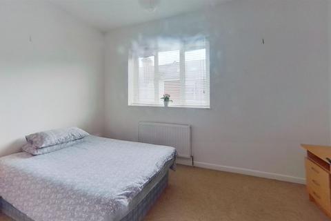 5 bedroom private hall to rent, Telephone Road, Southsea, Portsmouth