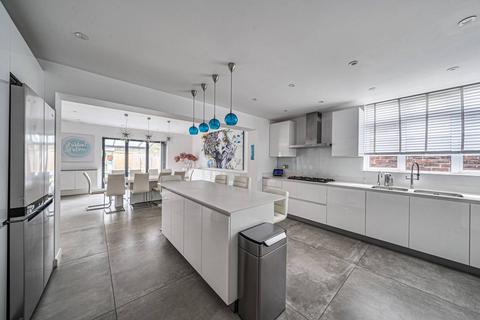 undefined, Fairholme Gardens, Finchley, London, N3