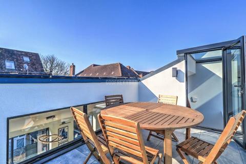 undefined, East Finchley / Highgate borders N2