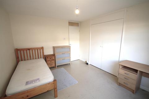 126 Downs Road, Canterbury, CT2 7TW