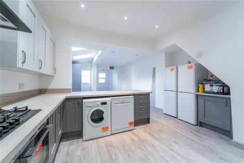 6 bedroom house to rent, Raddlebarn Road, Birmingham B29