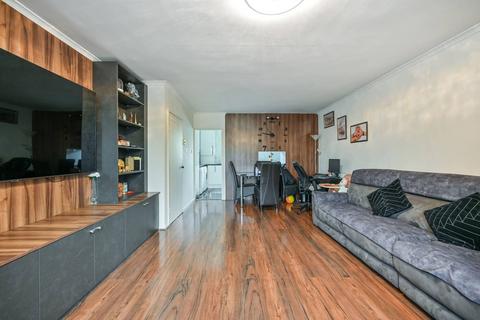 undefined, Wheatlands, Heston, Hounslow, TW5