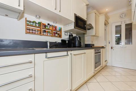 2 bedroom apartment for sale, Kenilworth House, Station Road, Dorridge, Solihull